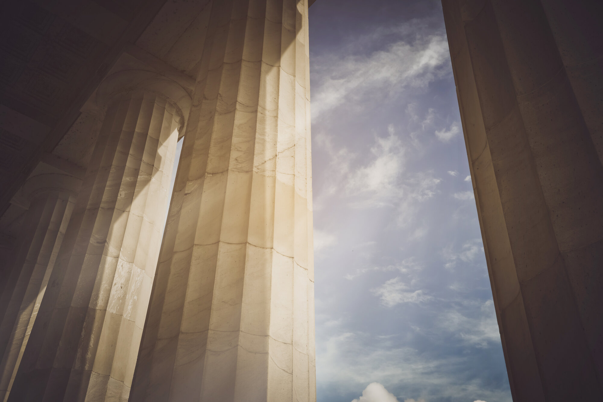 Pillars,With,Vintage,Instagram,Style,Filter